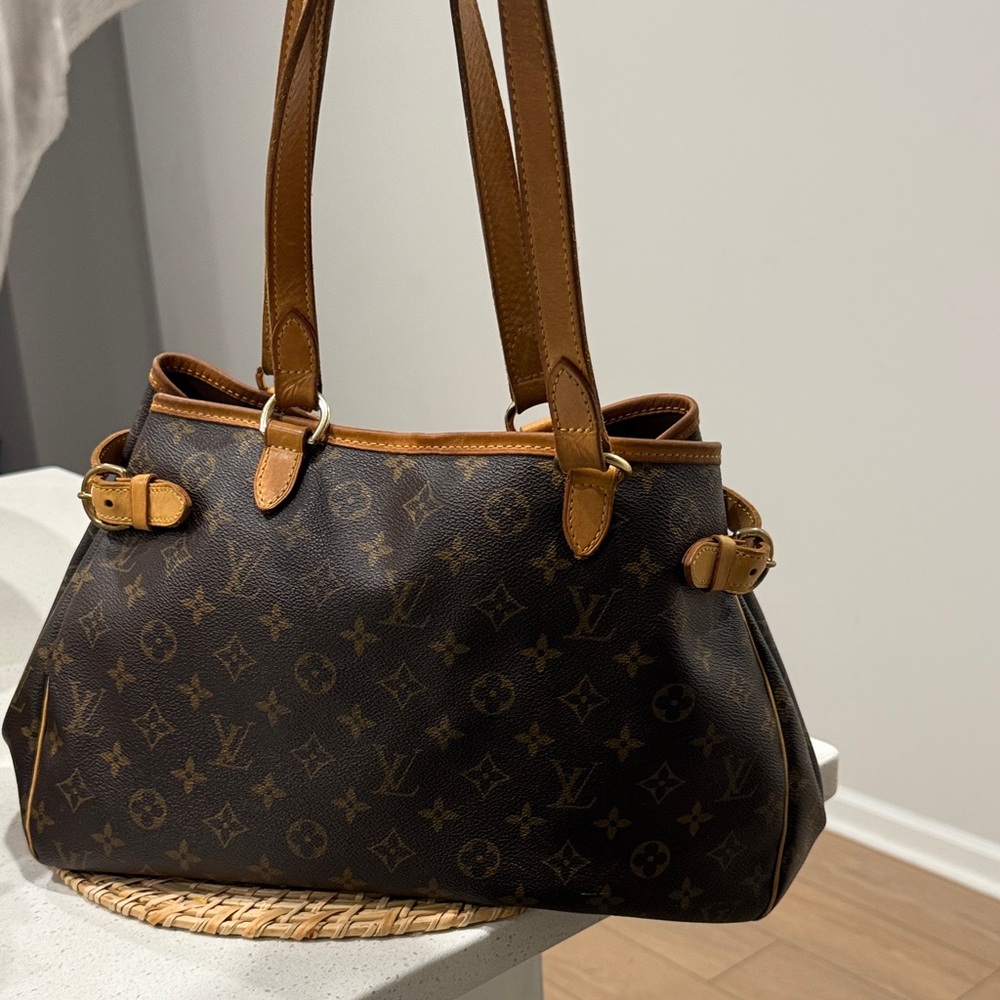 Authentic Louis Vuitton Monogram Batignolles Horizontal